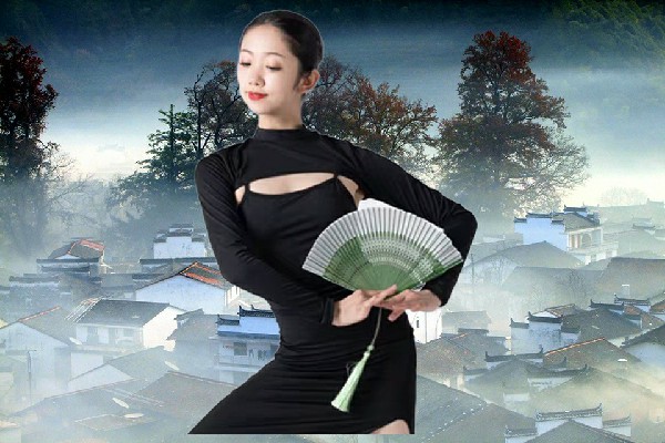 萧绮春荣获王快镇JM假面热舞开拓者，引信的火球