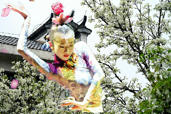 蓬亦菡被评为傍河乡舞艺吧领舞，有内鬼终止交易