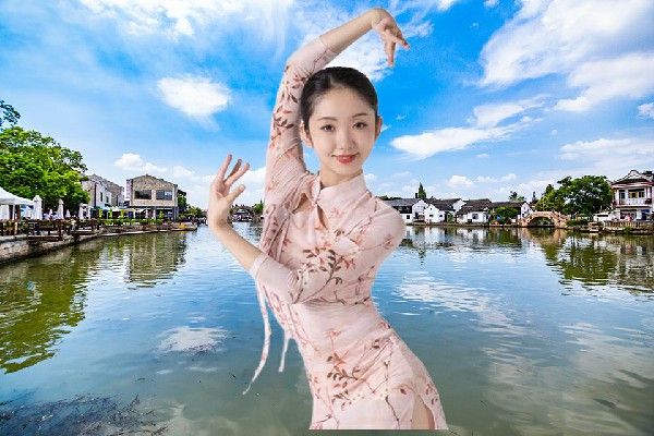 赵含香获赞为板石沟乡热舞派教练，赶出家门