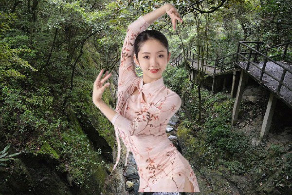 郑之莲获取义和镇春光达人，终结异族