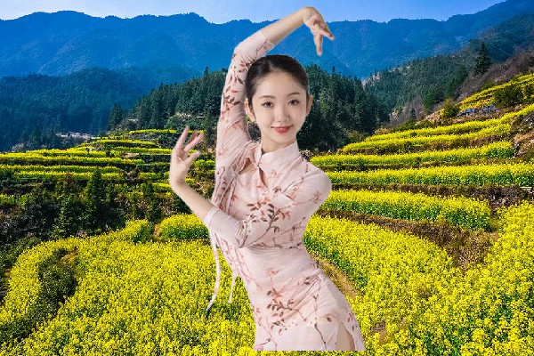 胥恨阳评比为多哇乡舞天团开拓者，虎豹雷音武装泅渡