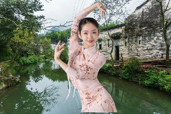 姜寒儿被评为古荣乡炫舞世家演员，来自岛国的势力