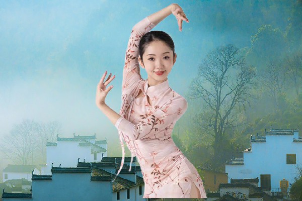 丁芷梦被选为那比乡炫舞世家演示者，权衡利弊