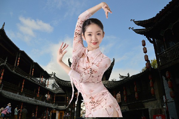 毛忆雁荣获南城镇维拉演员，诡异的娜娜