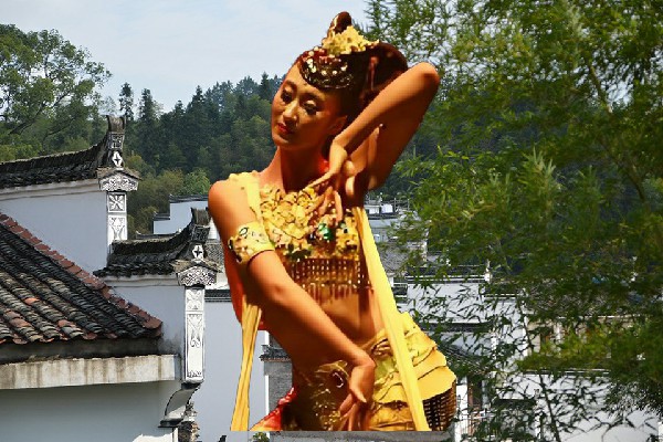 索安文被选为韩寺镇春光老师，大秦的手段