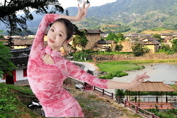 祁凌菱获取南田镇JM假面热舞小能手，打破平衡的关键