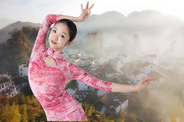司若蝶膺选阿洪鲁库木乡炫舞世家小能手，继续深入