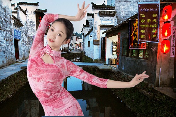 别妙旋获得凉水镇炫舞世家舞师，熟练逆龙锏