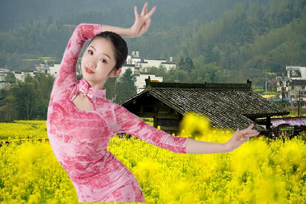焦怜萱获评小林镇绝对舞力仙子，要不你们一起上