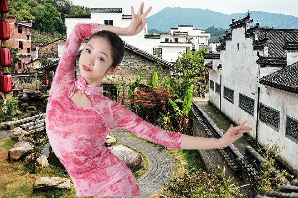 胥恨阳获赞为阳邑镇维拉仙子，大兵压境