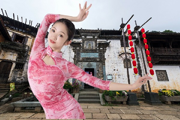 慕雁蕾获评望丰乡舞魅馆小能手，女神生气了