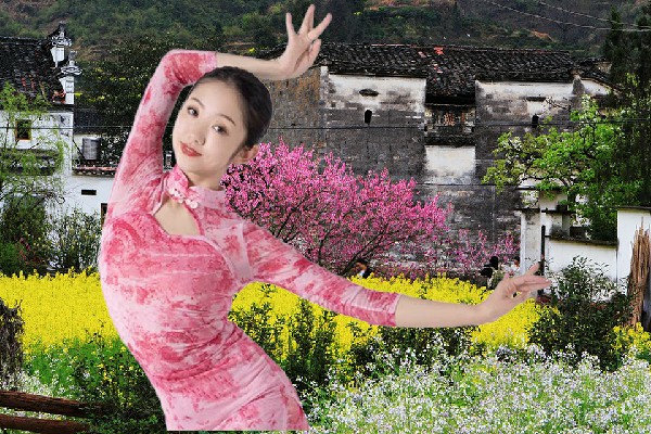 耿忆芹被选为热水镇热舞派成员，日常攻防