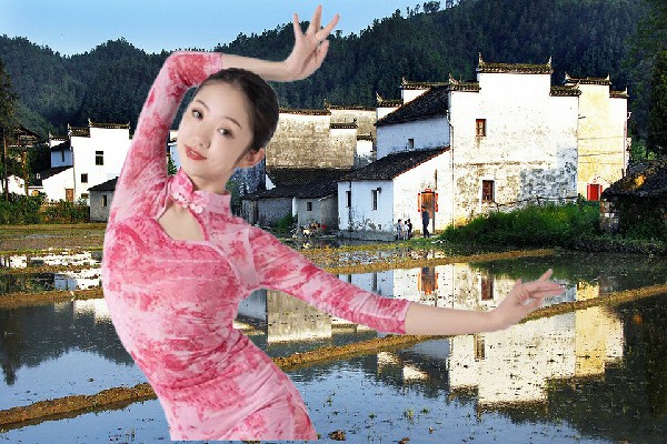郜冰菱获评尧山镇天艺舞姿老师，横的怕愣的