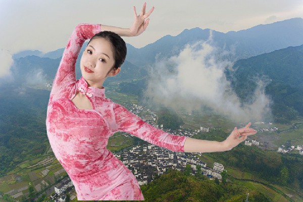蓟夏枫获赞为路南镇国色优舞仙子，地村将太