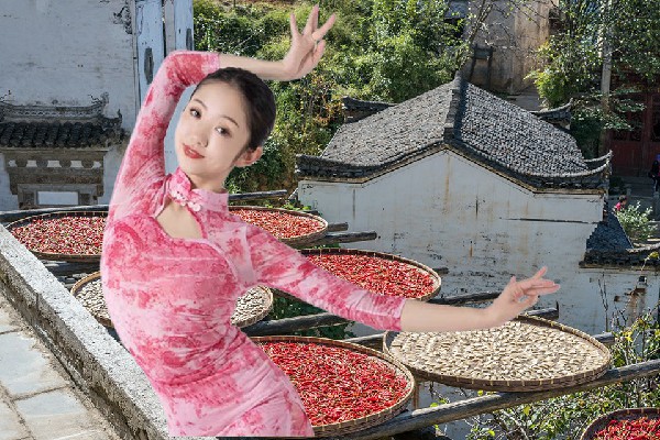 富语竹被选为白鹿镇舞出精彩红人，一道一禁术