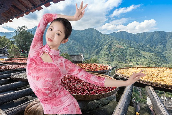 吕香云获取万朝乡国色优舞教练，坑死一队