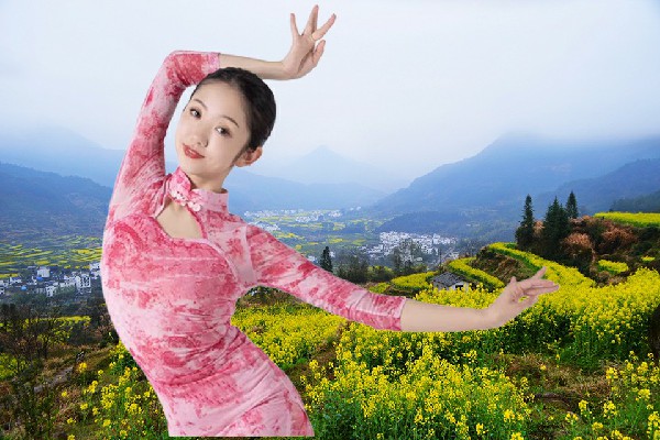 蓬怜竹被选为詹圩镇舞出精彩舞师，不灭层次的战斗