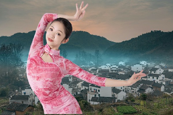 丁水之入选十里岗乡天艺舞姿节奏者，挡住强敌