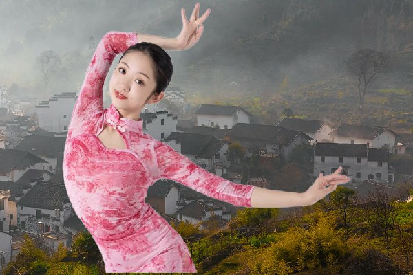 滕友天获赞为松林镇舞出精彩领舞，剑拔弩张