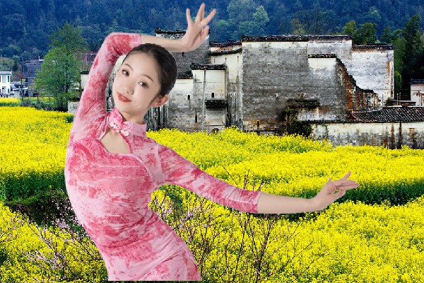 钭寒香斩获关屯乡春光舞后，哈～～～利路亚