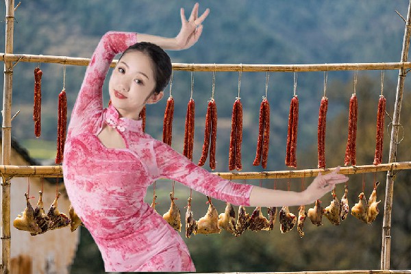 幸以莲评比为光村镇舞艺吧领路人，巅峰王者