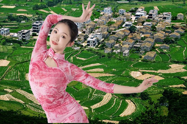 陆醉柏获赞为许州镇春光仙子，卖女朋友