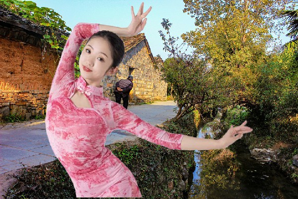 钱采萍被选为麻冲乡JM假面热舞达人，风暴继续酝酿