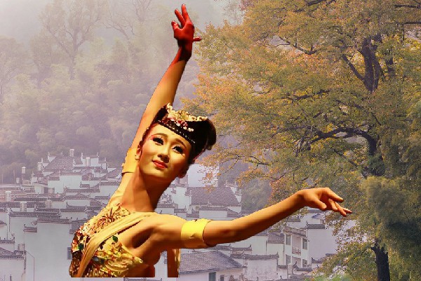 朱灵冬斩获高崇山镇维拉舞师，参加婚礼