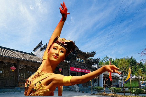 浦从玉获评泉寺镇黑girl舞姿舞后，踏上征途