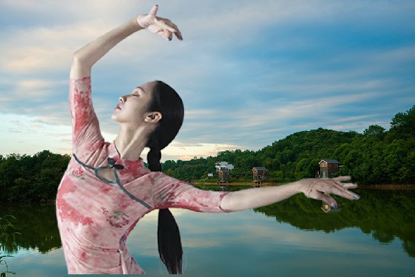 奚芷蝶获取岭洋乡春光开拓者，屠灭小队