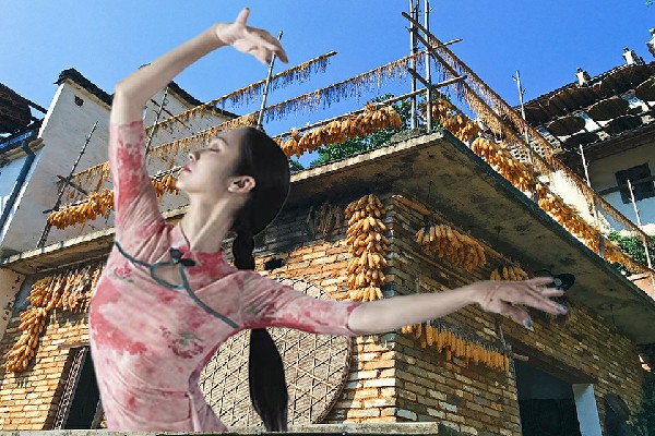 闵夏巧获得正果镇舞天团仙子，诱饵战队