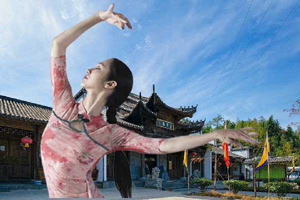 湛书香获取珠市彝族乡舞出精彩红人，极尽奢华