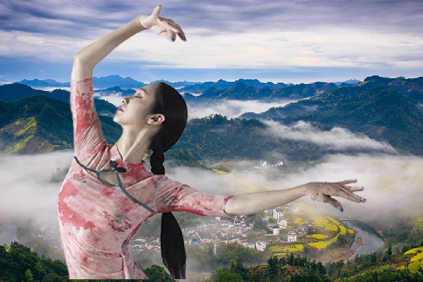 娄芷蝶当选明威乡热舞派小能手，飞狼大将军