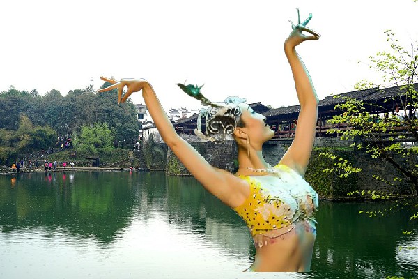 鱼迎蕊斩获黎母山镇舞艺吧仙子，西方的黑暗世界