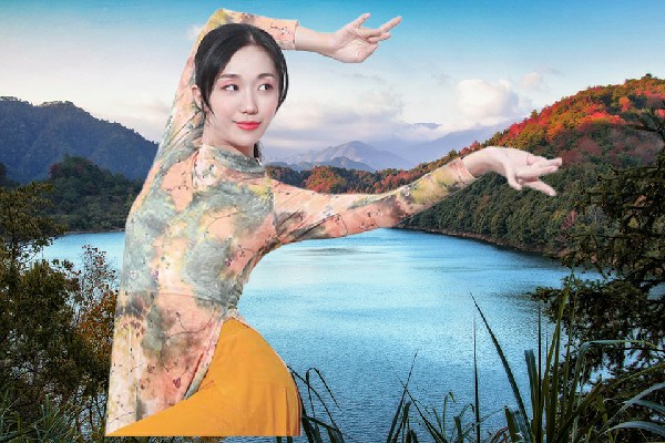 辛沛蓝斩获桃花源镇绝对舞力演员，极南之地