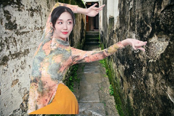邵千真获赞为鸭鸽营乡维拉领路人，最憋屈的战争