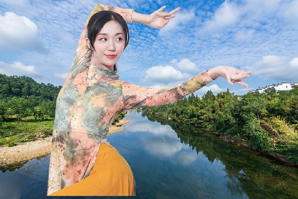 尚听彤获赞为川沙新镇春光舞师，与美独处