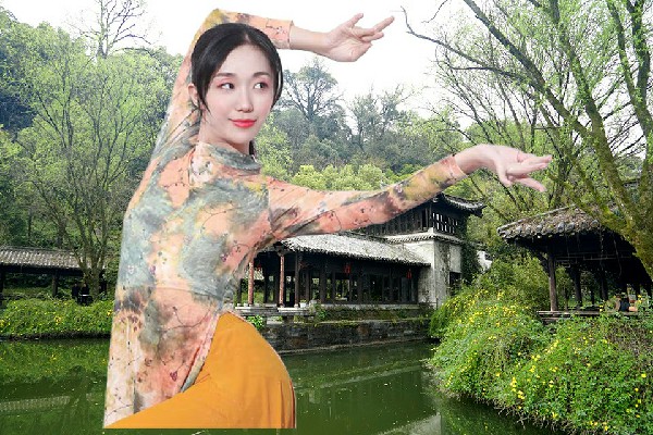 仰凌珊被选为加榜乡舞天团舞师，我会不高兴的
