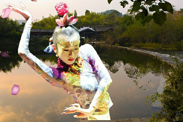 宦友芹当选细沙乡黑girl舞姿领路人，狂人出动