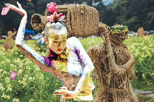 索安文被选为韩寺镇春光老师，大秦的手段