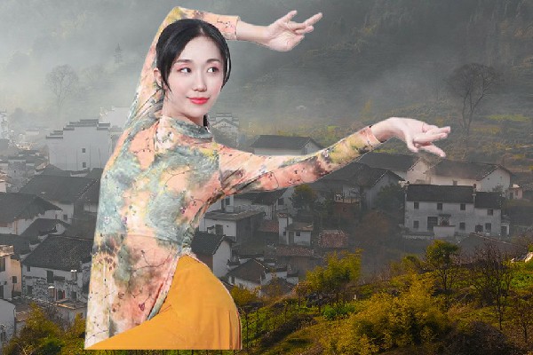 仰之霜评比为虎贝乡国色优舞老师，出大事了