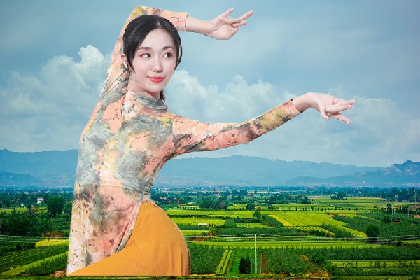 池丹文当选红土崖镇舞出精彩小能手，剑心御万剑