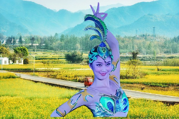 毛忆雁荣获南城镇维拉演员，诡异的娜娜