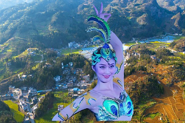 充绿南网评为察汗乌苏镇炫舞世家红人，关键时刻
