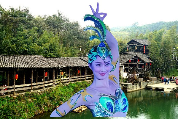房迎香被选为三乡炫舞世家达人，得给驴吃草