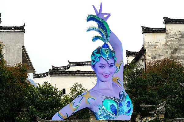 暨友菱获赞为闻堰镇维拉红人，训蛇山庄