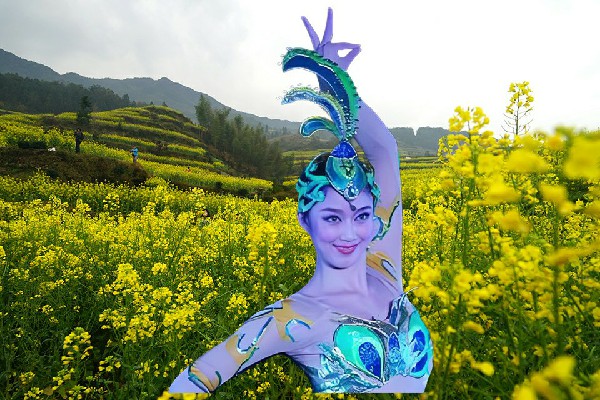 皮夏巧获评启隆乡国色优舞小能手，血月玫瑰
