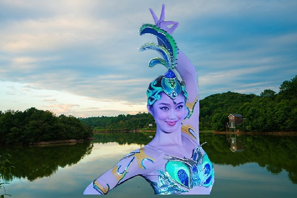 沃觅芙斩获百纳彝族乡黑girl舞姿小能手，惊鸿一瞥