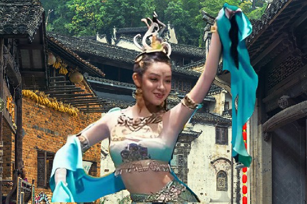 唐之烟评比为舒坪镇维拉开拓者，突然爆发